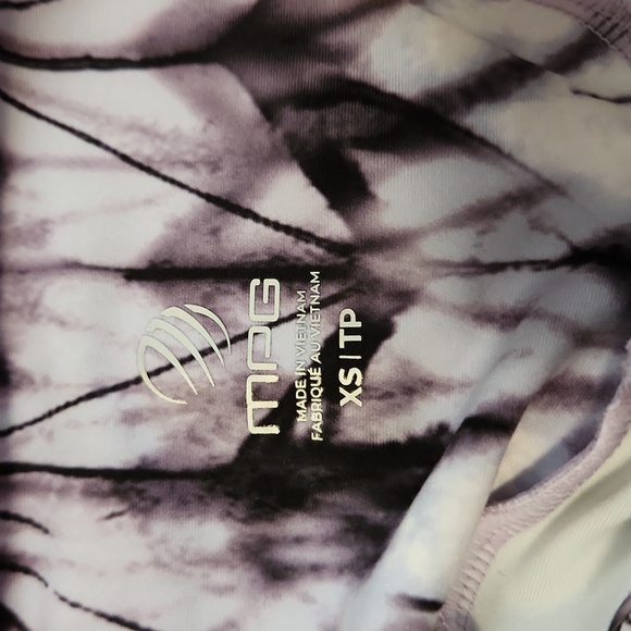 MPG Shorts 8 Inch - Picture 4 of 4